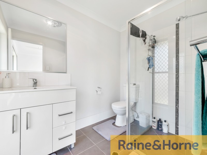 1 Sugarglider Close, Morayfield QLD 4506