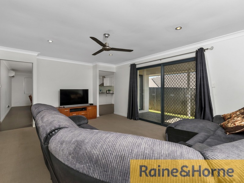 1 Sugarglider Close, Morayfield QLD 4506