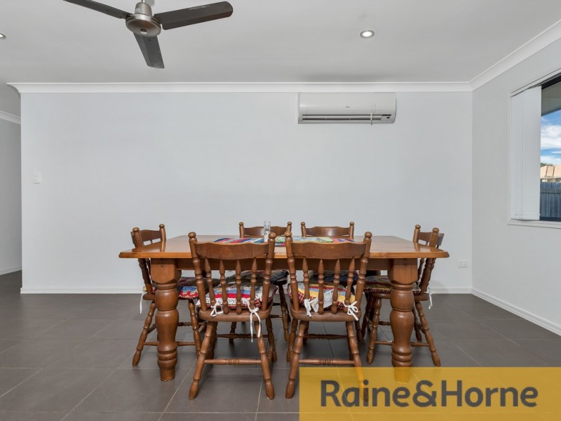 1 Sugarglider Close, Morayfield QLD 4506