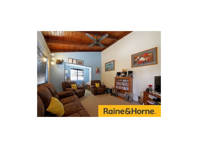 8 Clowes Court, Morayfield QLD 4506