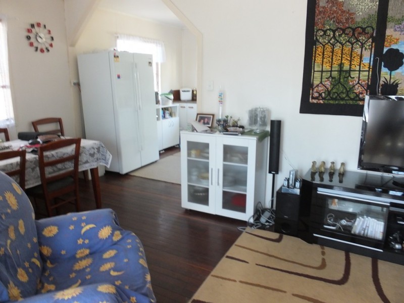 6 Mitchell Street, Caboolture QLD 4510