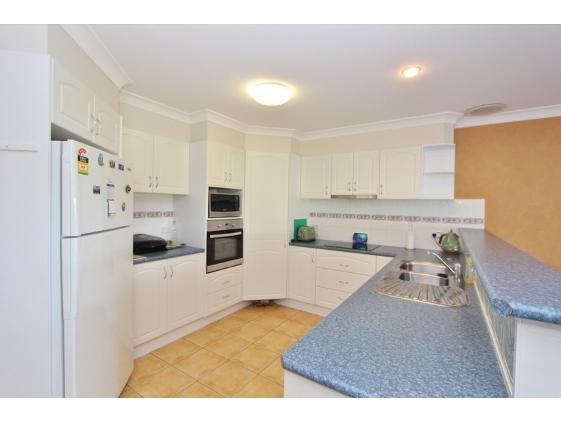 26 Ellerslie Cres, Lakewood NSW 2443