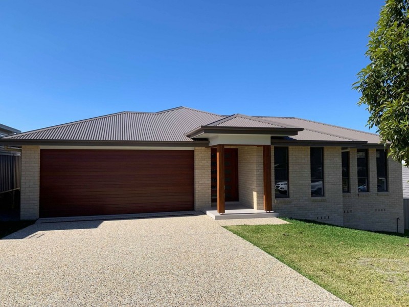 10 Silky Oak Rise, Kew NSW 2439