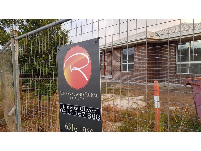 14 Farlow St, Wauchope NSW 2446