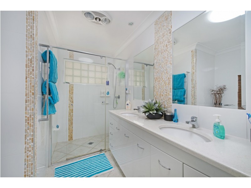73 Clifton Drive, Port Macquarie NSW 2444