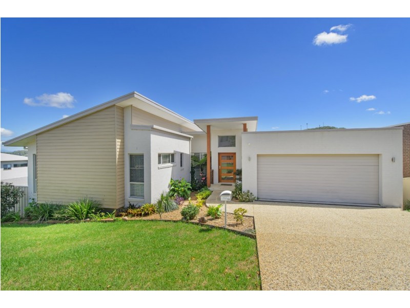 19 Ocean Ridge Terrace, Port Macquarie NSW 2444