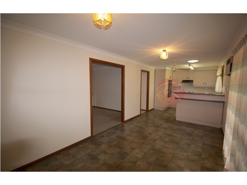 12 Clareville Ave, Wauchope NSW 2446