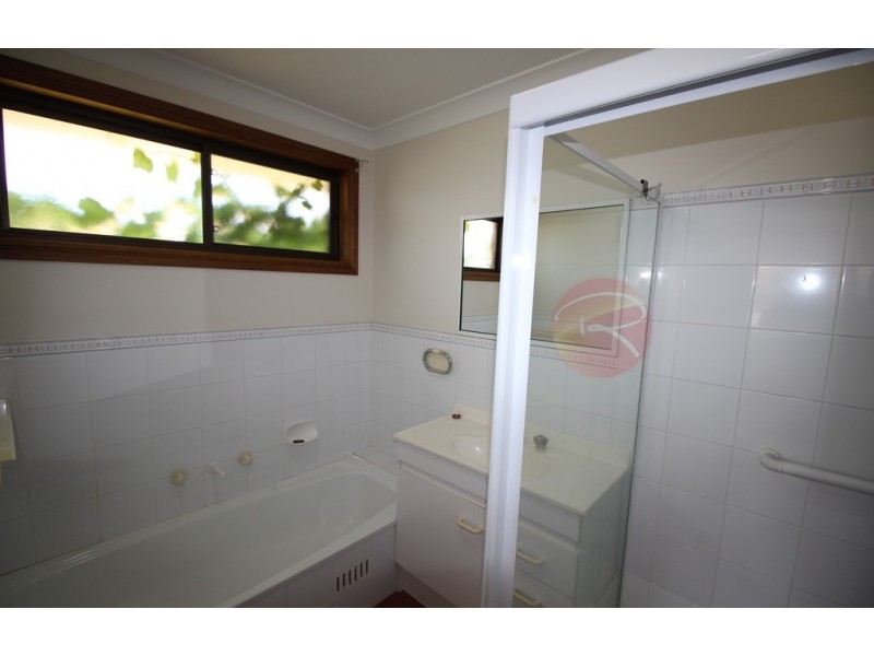 12 Clareville Ave, Wauchope NSW 2446