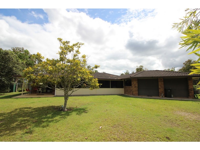 317 Smiths Creek Rd, Kundabung NSW 2441