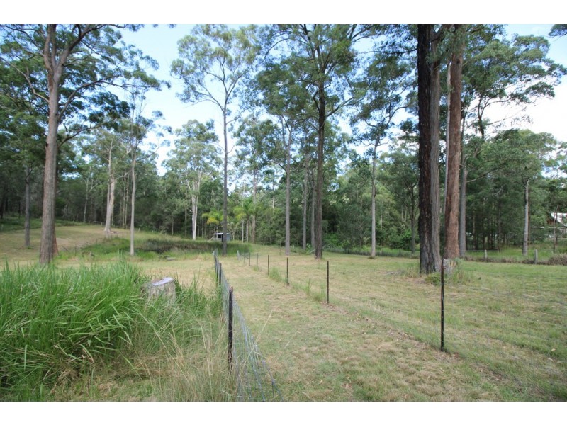 105 Quarry Rd, Rosewood NSW 2446