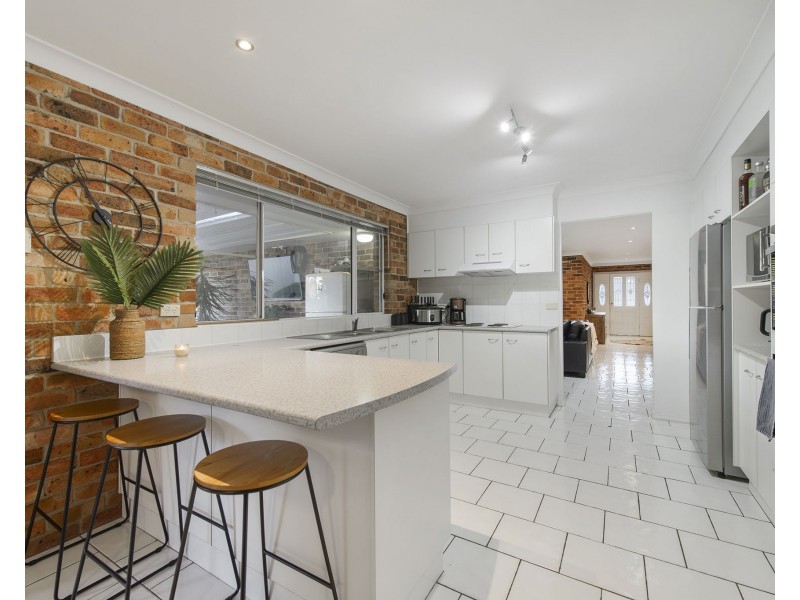 21 Peppermint Crescent, Wauchope NSW 2446