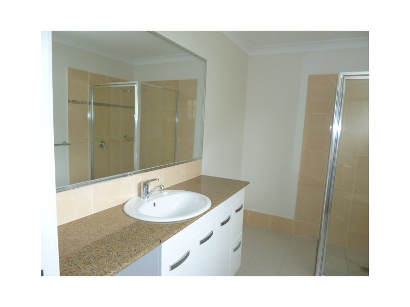 4/29 Abang Avenue, Tanah Merah QLD 4128