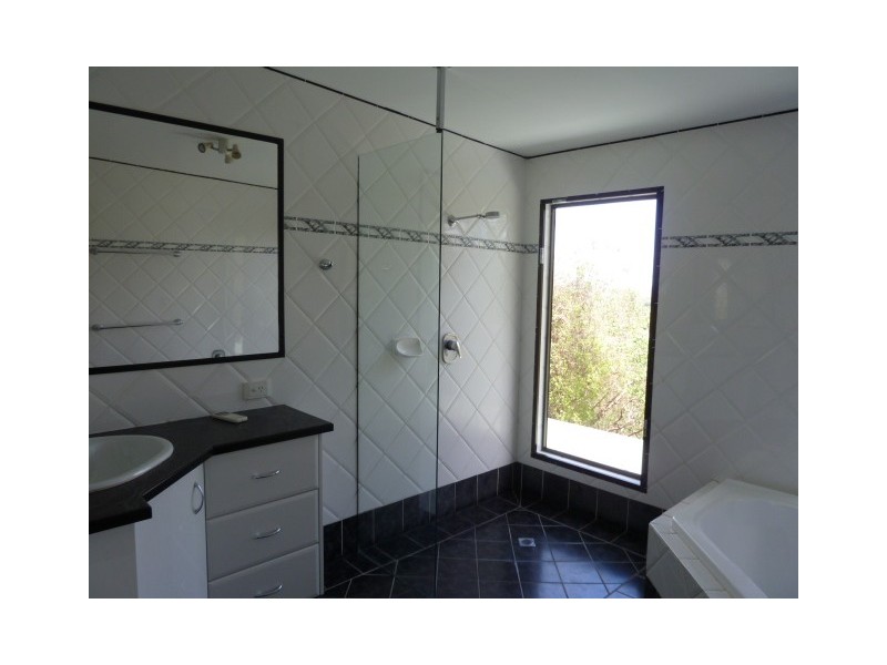 18-20 Annkoh Court, Cornubia QLD 4130