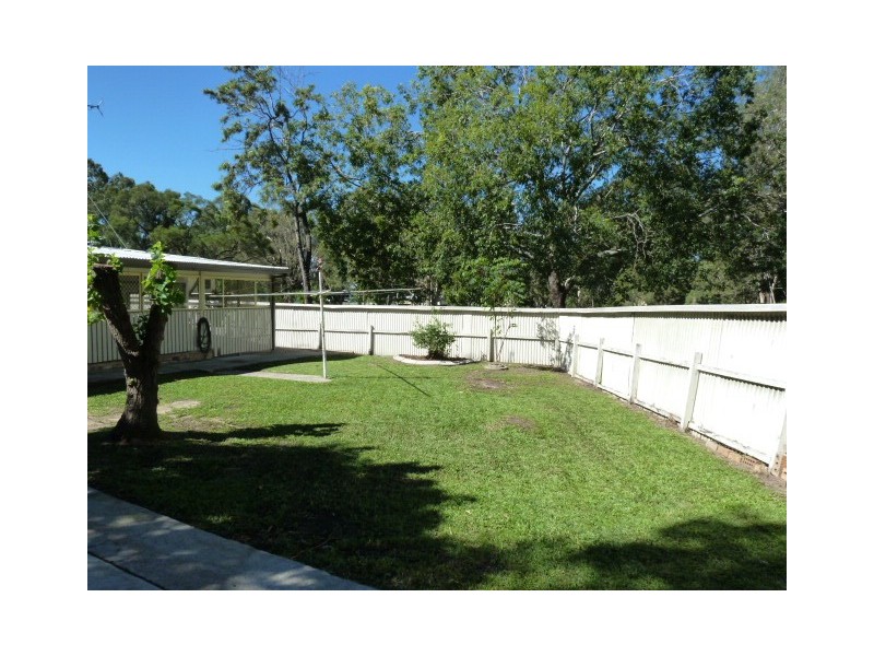 22 Tweedland Cres, Beenleigh QLD 4207