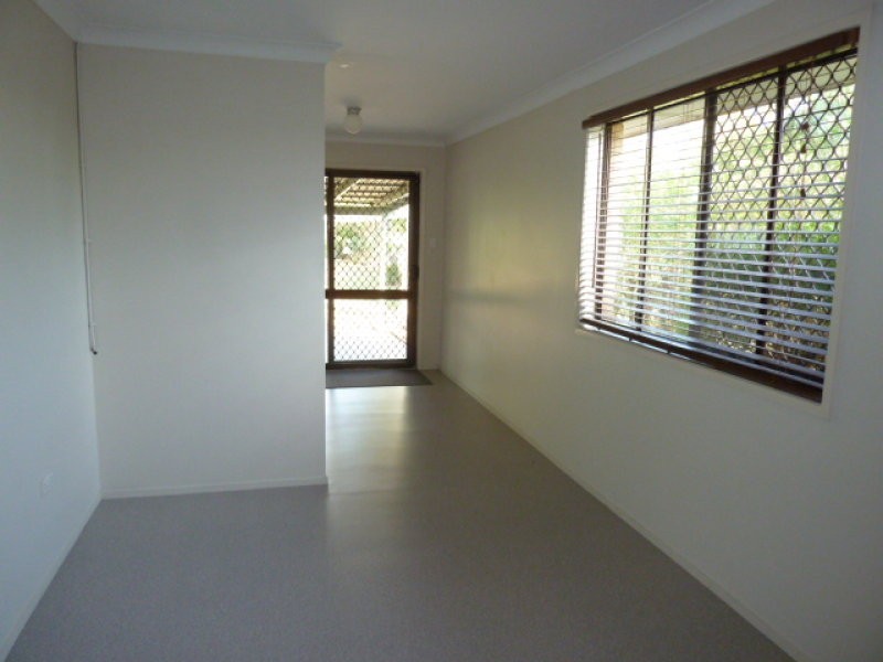 4 Emerald Street, Marsden QLD 4132