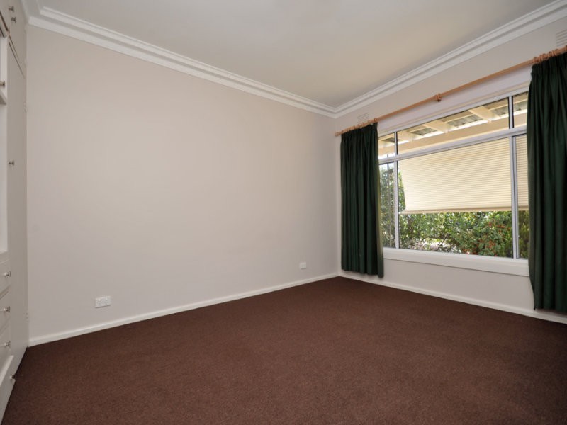 3 Pethard Place, Golden Square VIC 3555