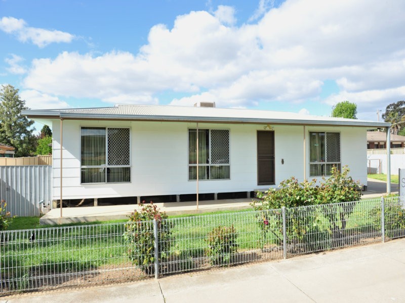 27 Lloyd Street, East Bendigo VIC 3550