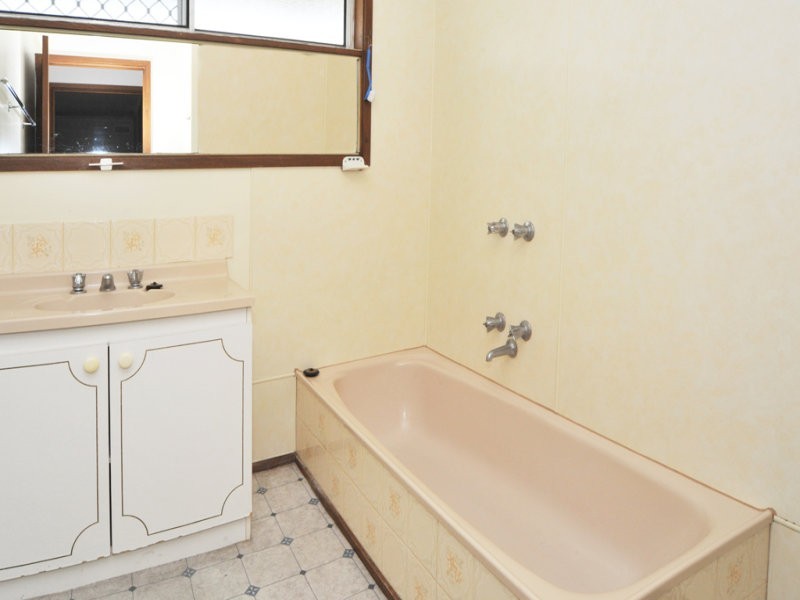 27 Lloyd Street, East Bendigo VIC 3550