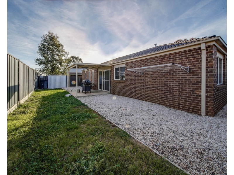 6 Yellowgum Drive, Epsom VIC 3551