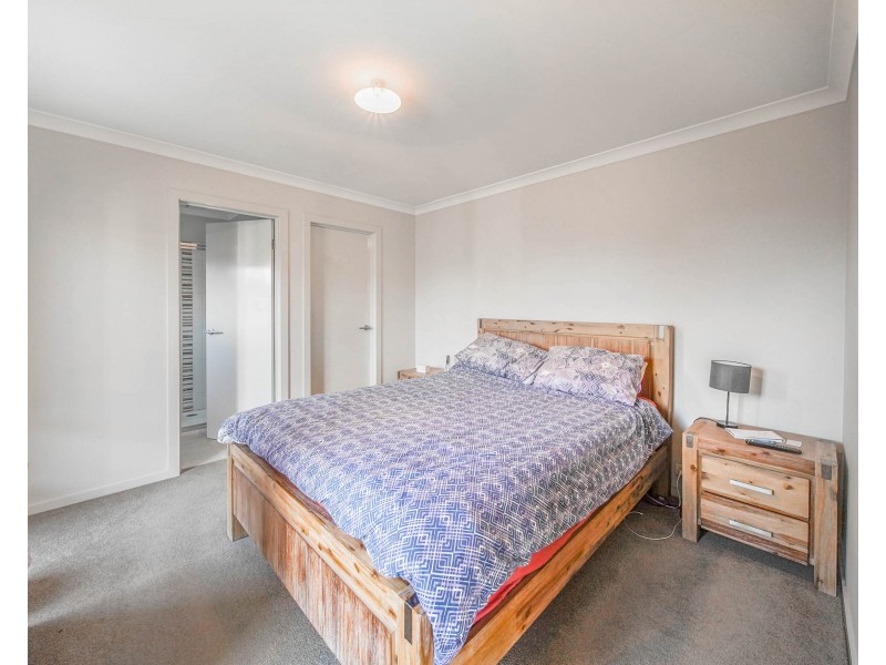 6 Yellowgum Drive, Epsom VIC 3551