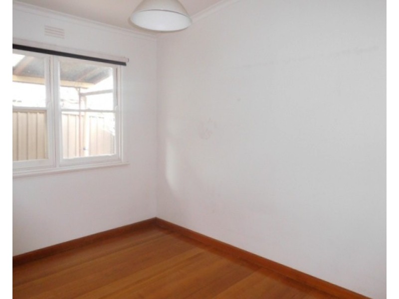 102 Condon Street, Kennington VIC 3550