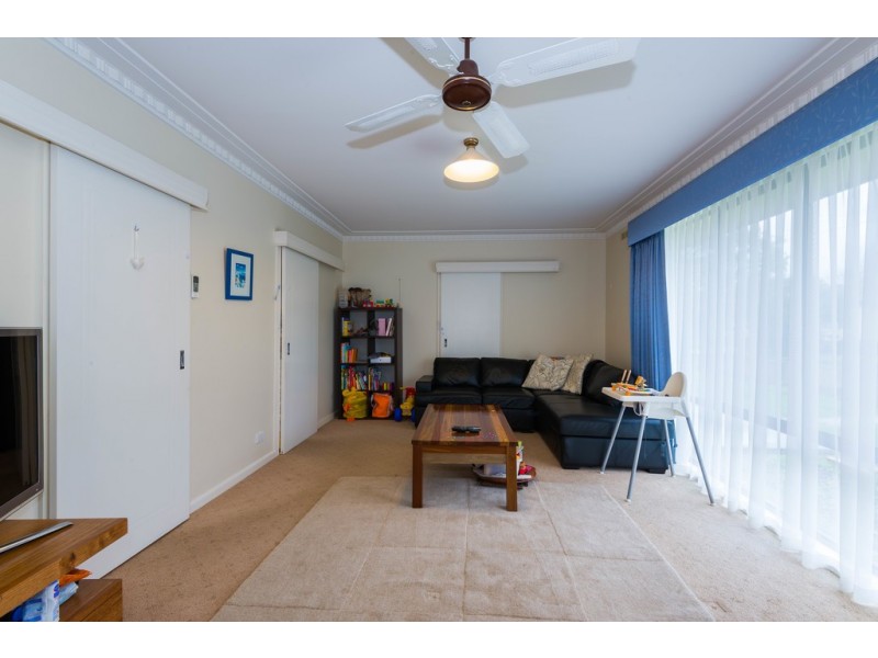 1 Fifth Avenue, White Hills VIC 3550