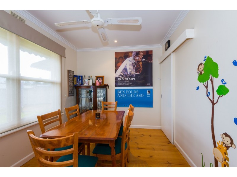 1 Fifth Avenue, White Hills VIC 3550