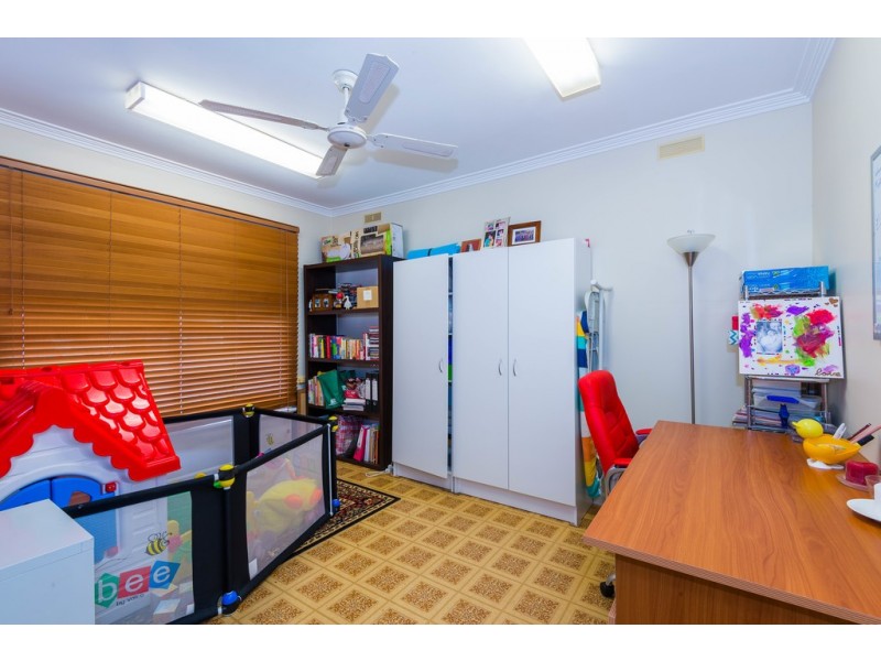 1 Fifth Avenue, White Hills VIC 3550