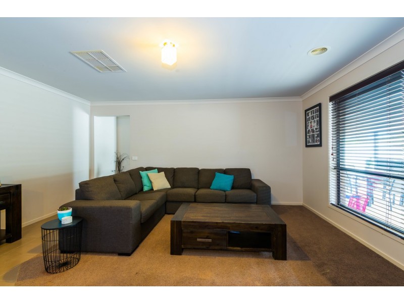 12 Garden Drive, Epsom VIC 3551