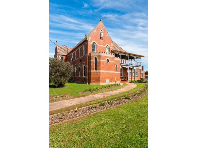 3 Campbell Street, Donald VIC 3480