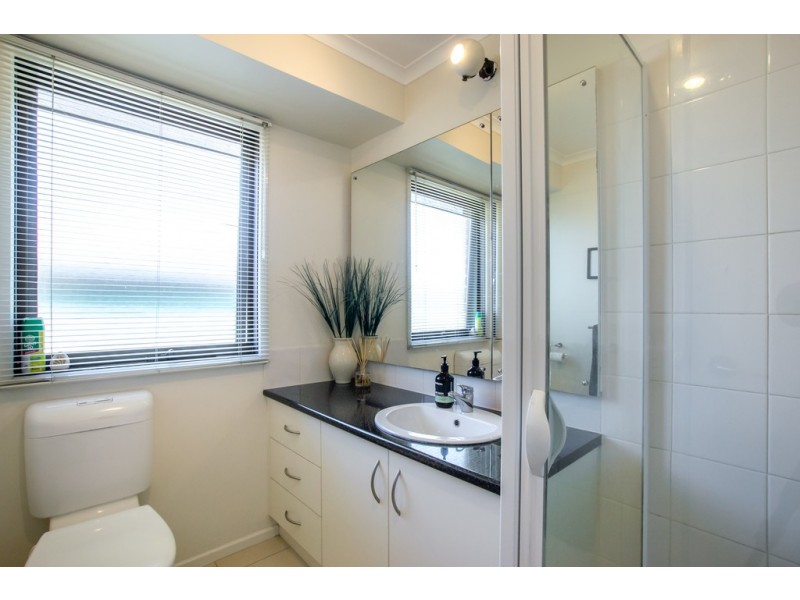 13 Powells Avenue, Strathdale VIC 3550