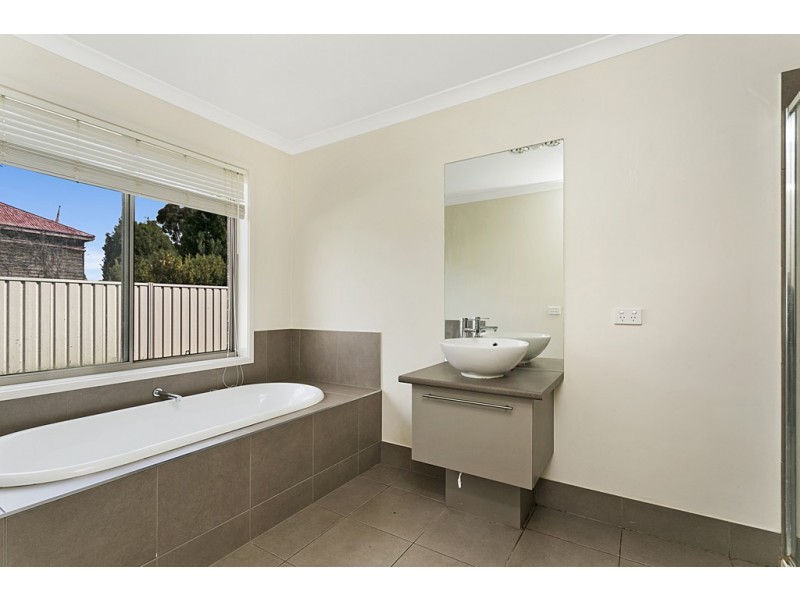 45 Sullivan Street, Inglewood VIC 3517