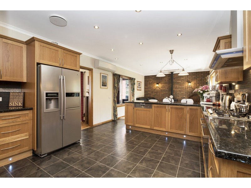 45 Emmett Street, Golden Square VIC 3555