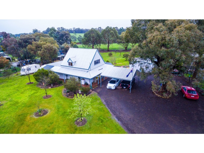 10 Trudgeons Road, Welshmans Reef VIC 3462
