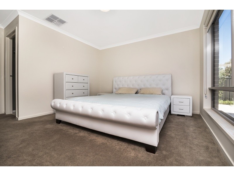 68 Yellowgum Drive, Epsom VIC 3551