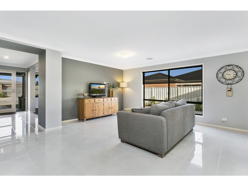 12 Dowker St, Epsom VIC 3551
