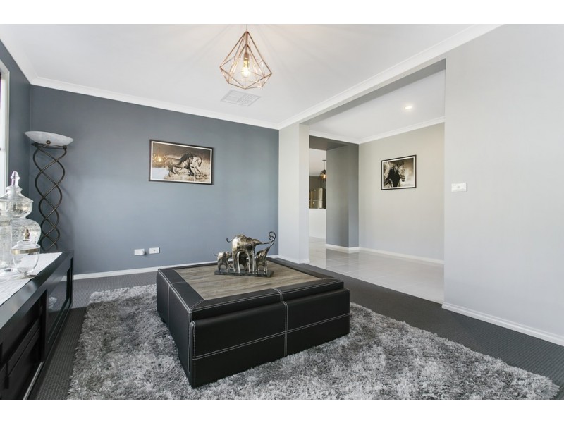 12 Dowker St, Epsom VIC 3551