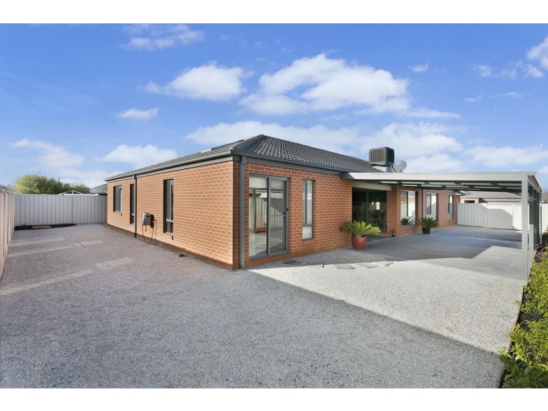 12 Dowker St, Epsom VIC 3551