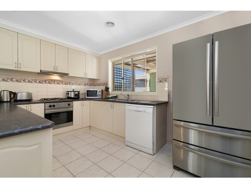 2 Magazine Boulevard, Golden Square VIC 3555