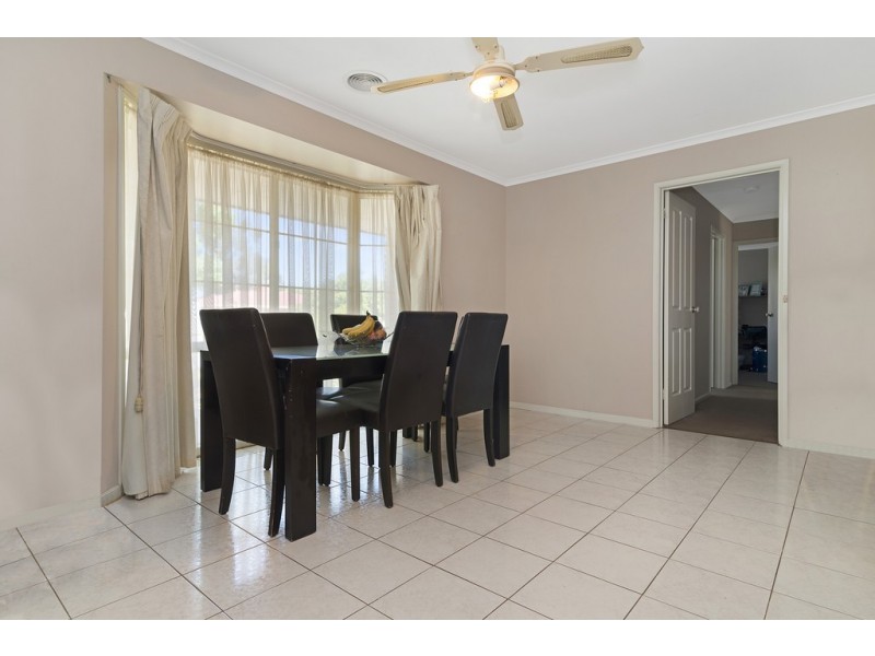 2 Magazine Boulevard, Golden Square VIC 3555