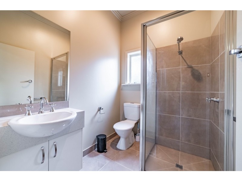 38 Russell Street, Quarry Hill VIC 3550