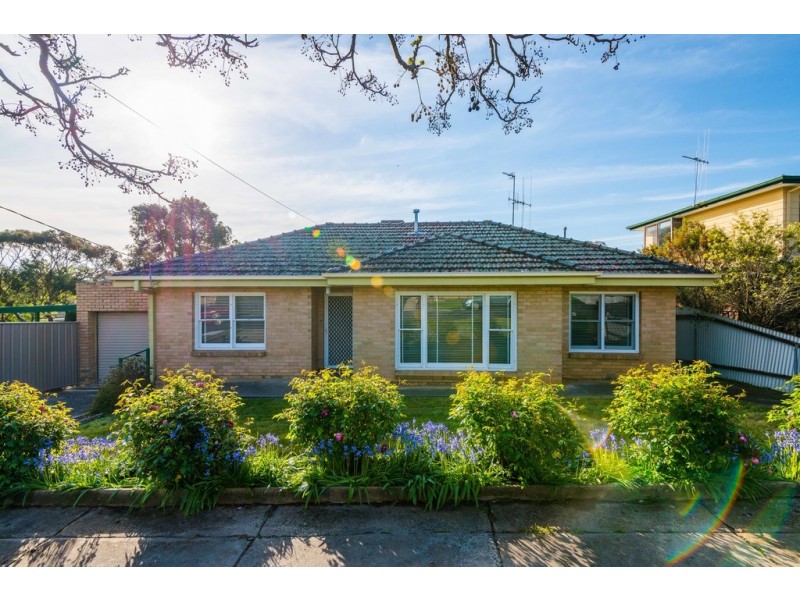 11 Lobb Street, North Bendigo VIC 3550