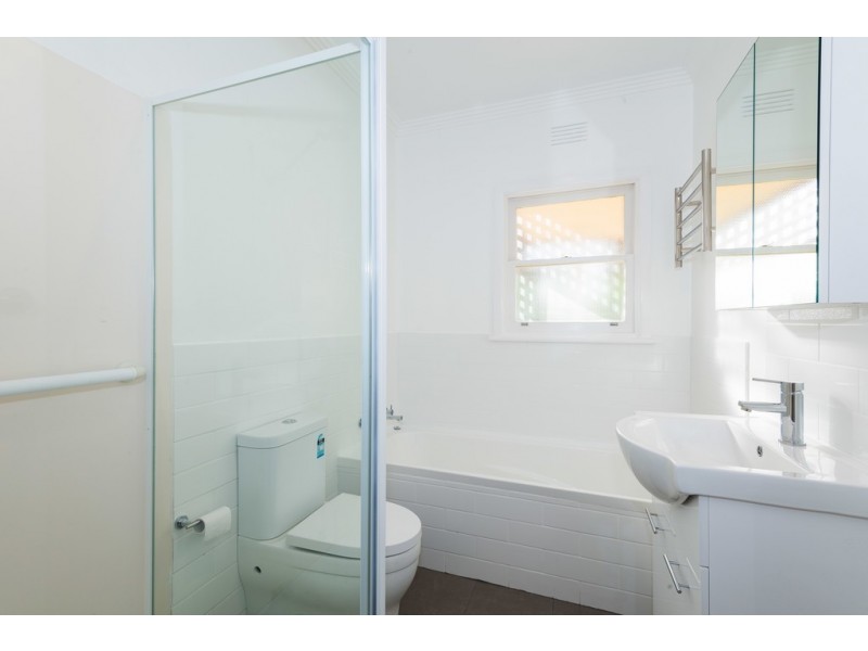 11 Lobb Street, North Bendigo VIC 3550