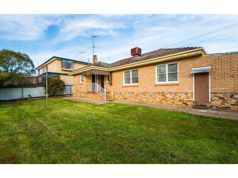 11 Lobb Street, North Bendigo VIC 3550