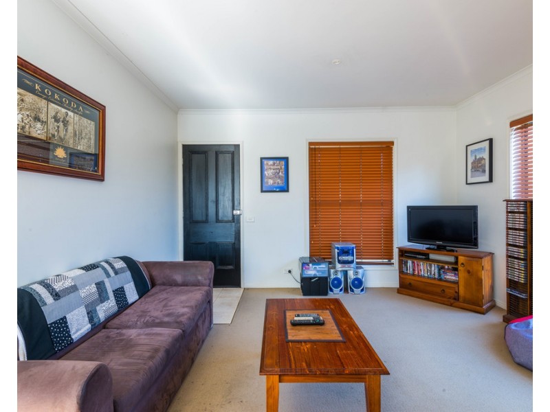 76 Honeysuckle Street, Ironbark VIC 3550