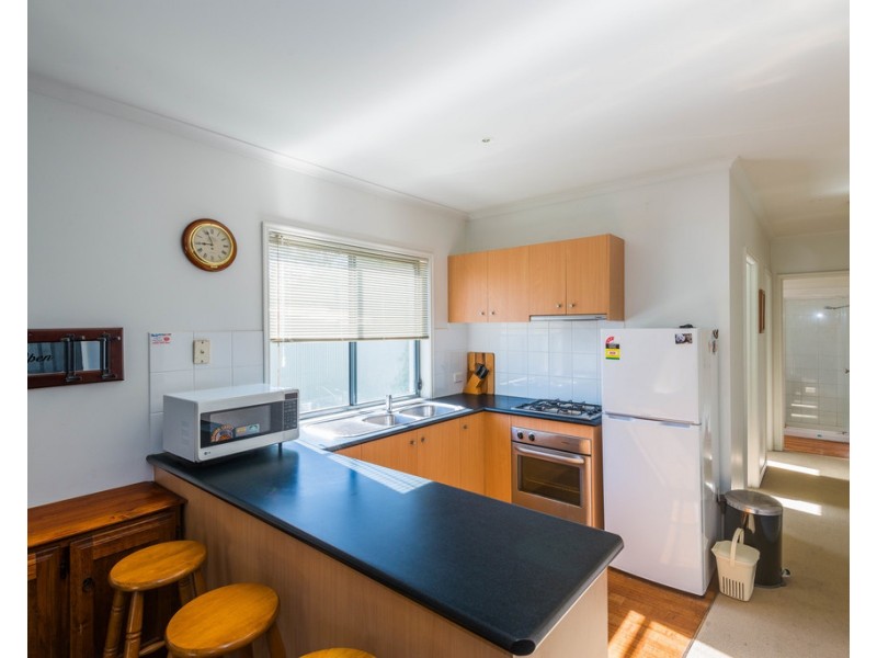 76 Honeysuckle Street, Ironbark VIC 3550