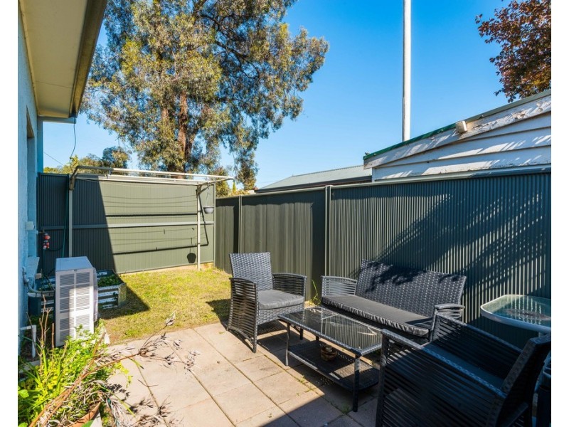76 Honeysuckle Street, Ironbark VIC 3550
