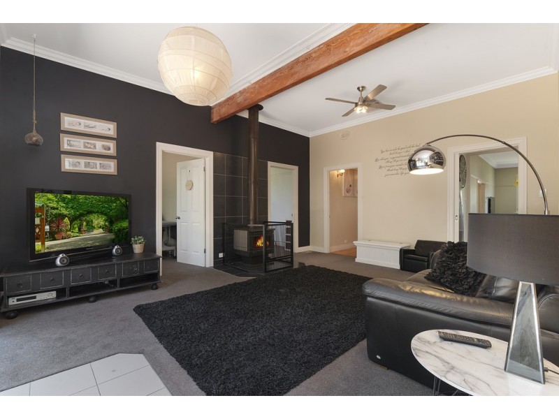 332-334 Woodward Road, Golden Square VIC 3555