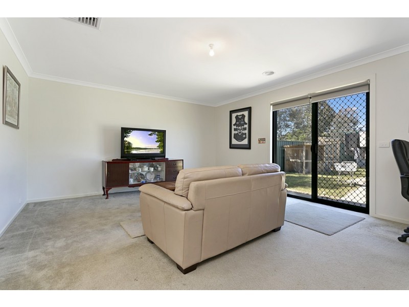 4 Arrawalli Avenue, Ascot VIC 3551