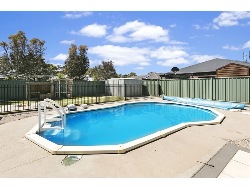 4 Arrawalli Avenue, Ascot VIC 3551